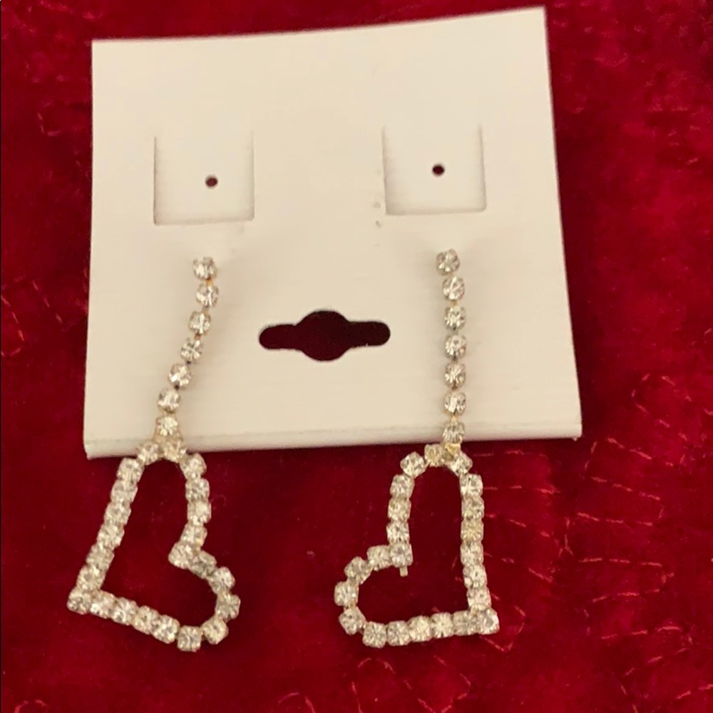 Rhinestone hanging heart earrings